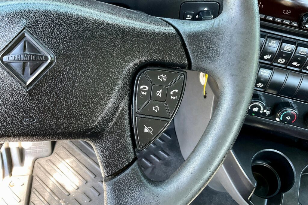 2020 CUM LT625 6×4 Day Cab