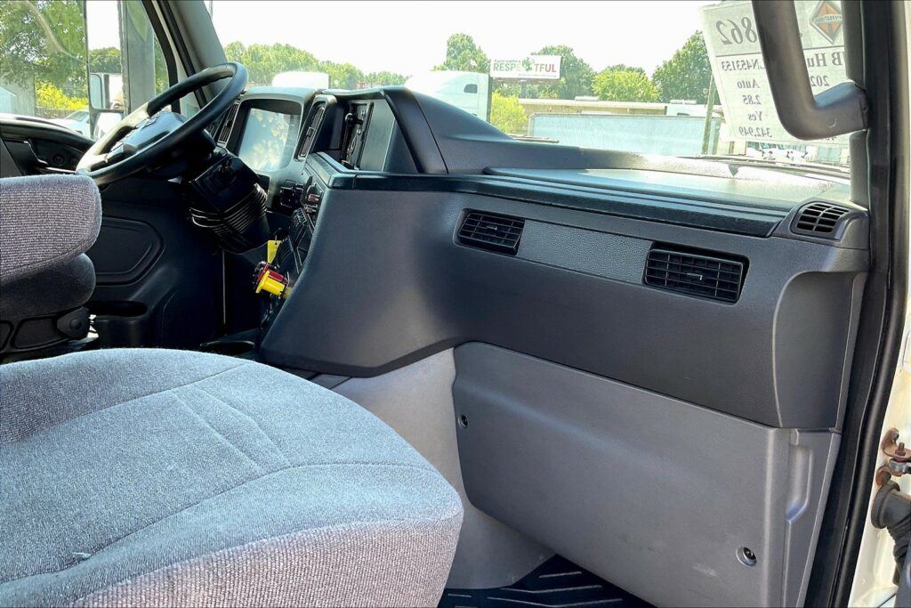 2020 CUM LT625 6×4 Day Cab