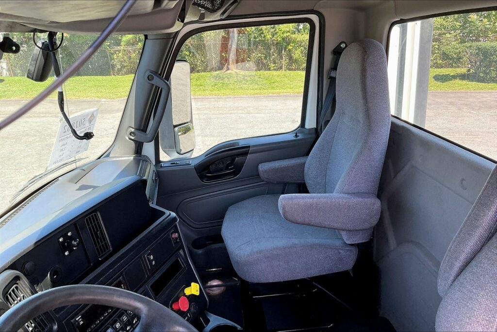 2020 CUM LT625 6×4 Day Cab