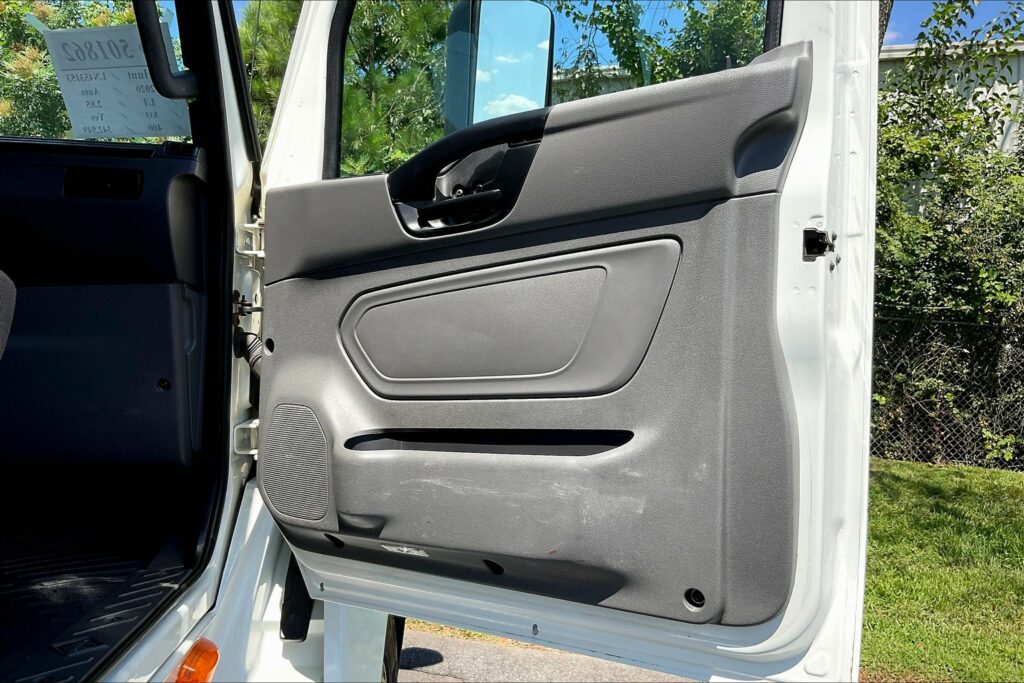 2020 CUM LT625 6×4 Day Cab