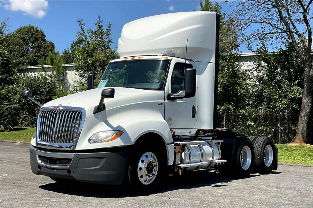 2020 CUM LT625 6×4 Day Cab