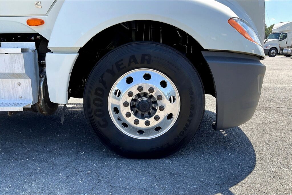 2020 CUM LT625 6×4 Day Cab