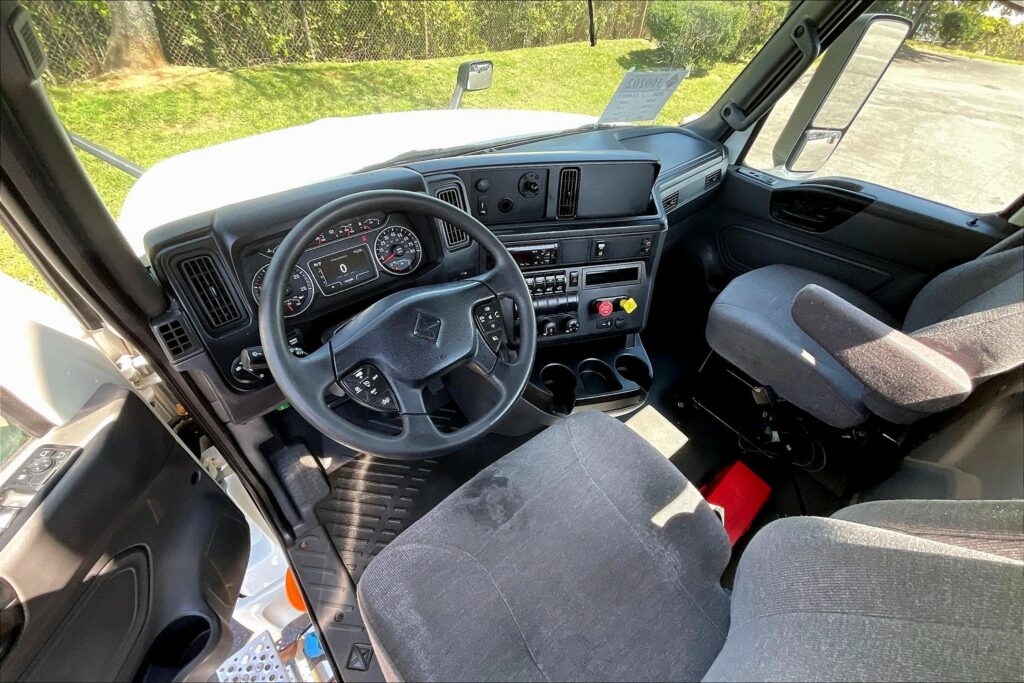 2020 CUM LT625 6×4 Day Cab