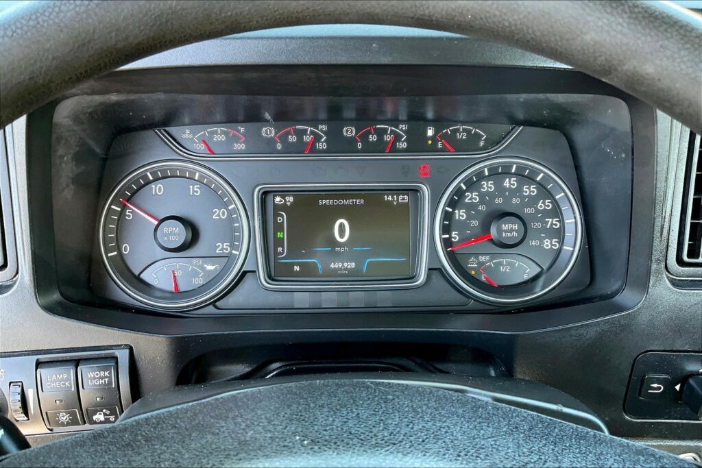 2020 CUM LT625 6×4 Day Cab