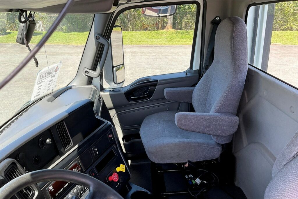 2020 CUM LT625 6×4 Day Cab