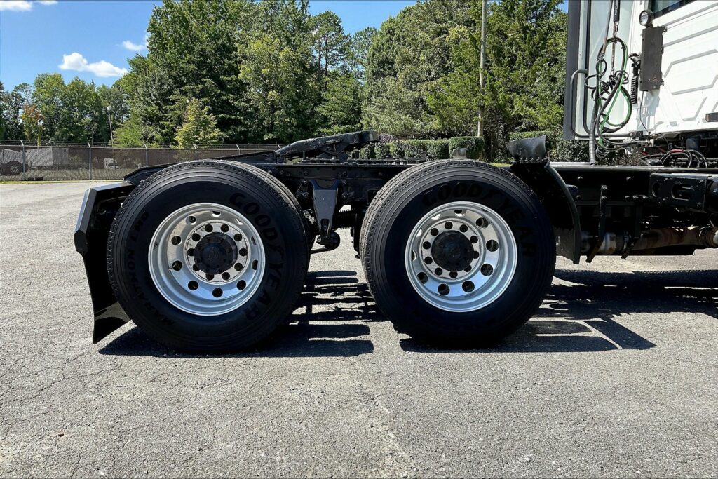 2020 CUM LT625 6×4 Day Cab