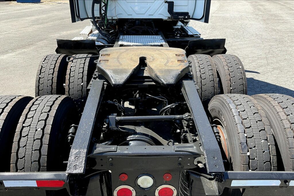 2020 CUM LT625 6×4 Day Cab