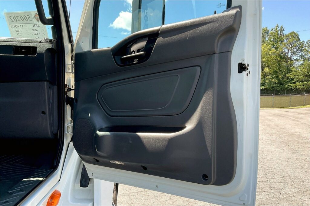 2020 CUM LT625 6×4 Day Cab