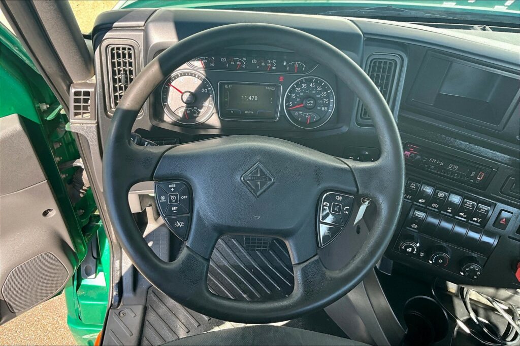 2020 INT LT625 6×4 Day Cab