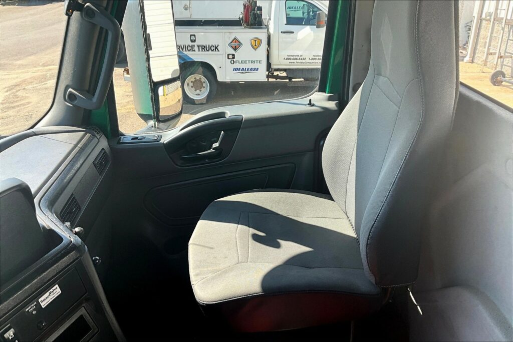 2020 INT LT625 6×4 Day Cab