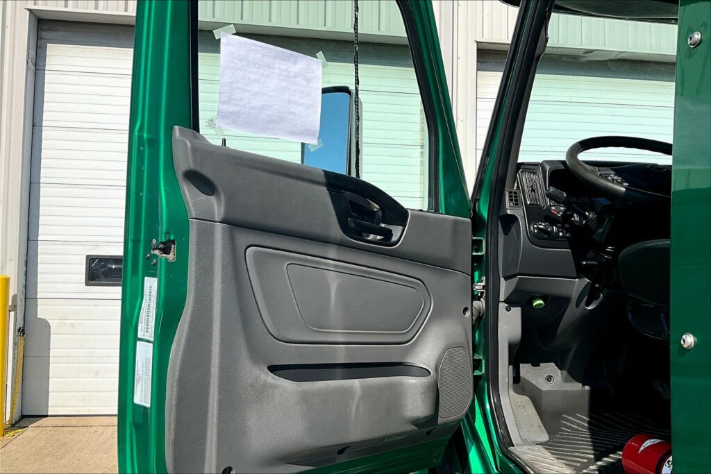 2020 INT LT625 6×4 Day Cab