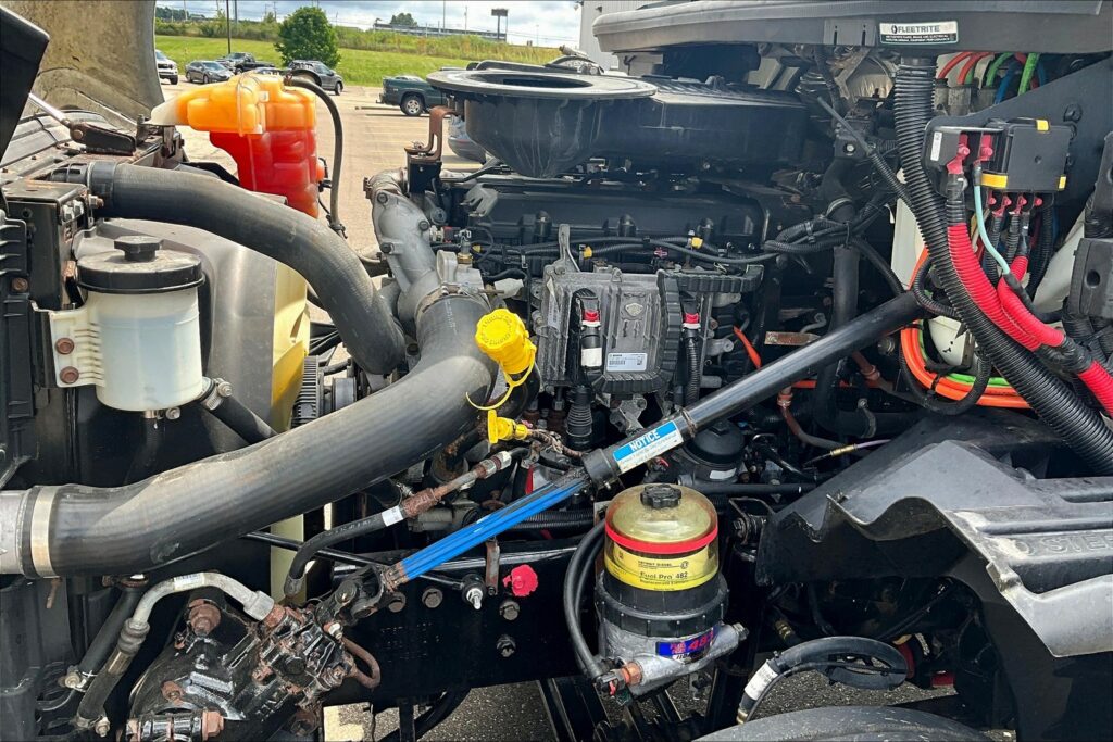 2019 INT LT625 6×4 Day Cab