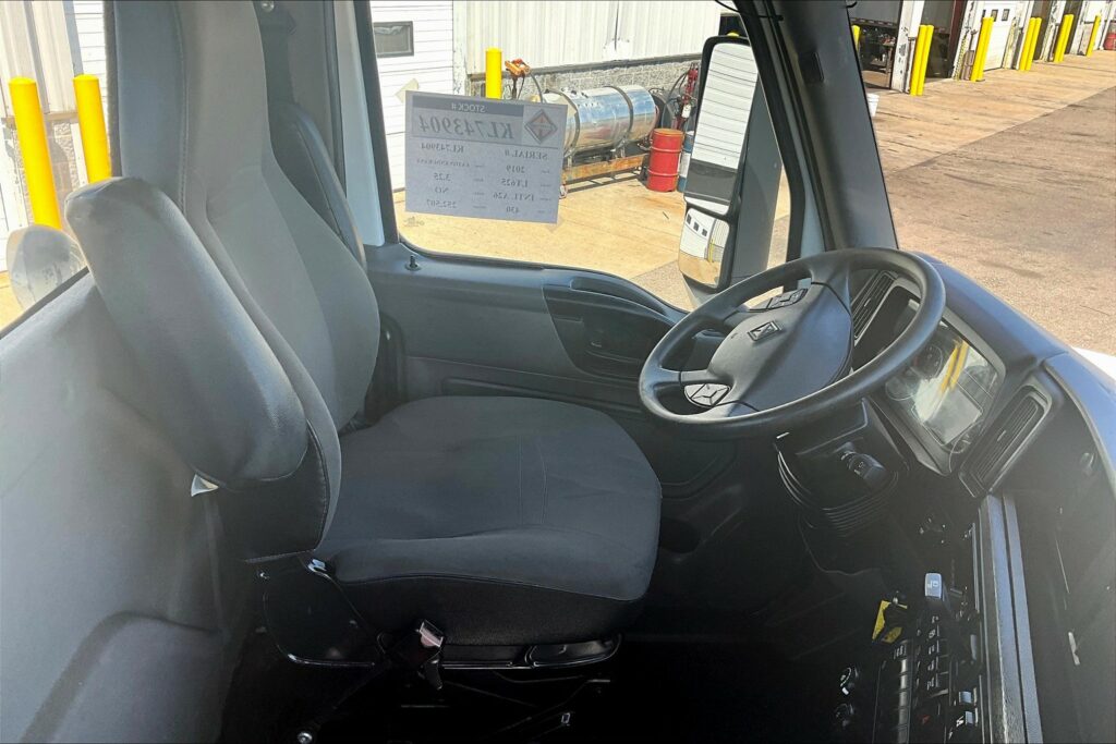 2019 INT LT625 6×4 Day Cab