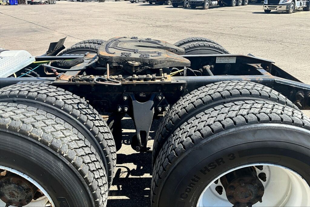 2019 INT LT625 6×4 Day Cab