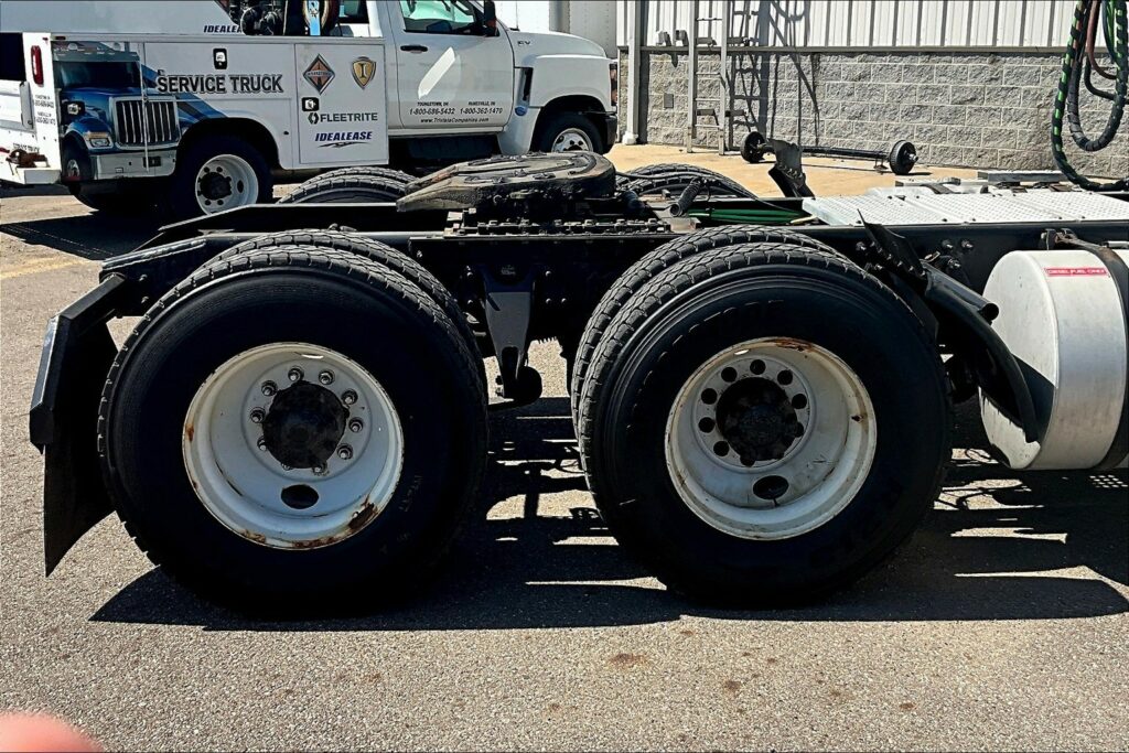 2019 INT LT625 6×4 Day Cab