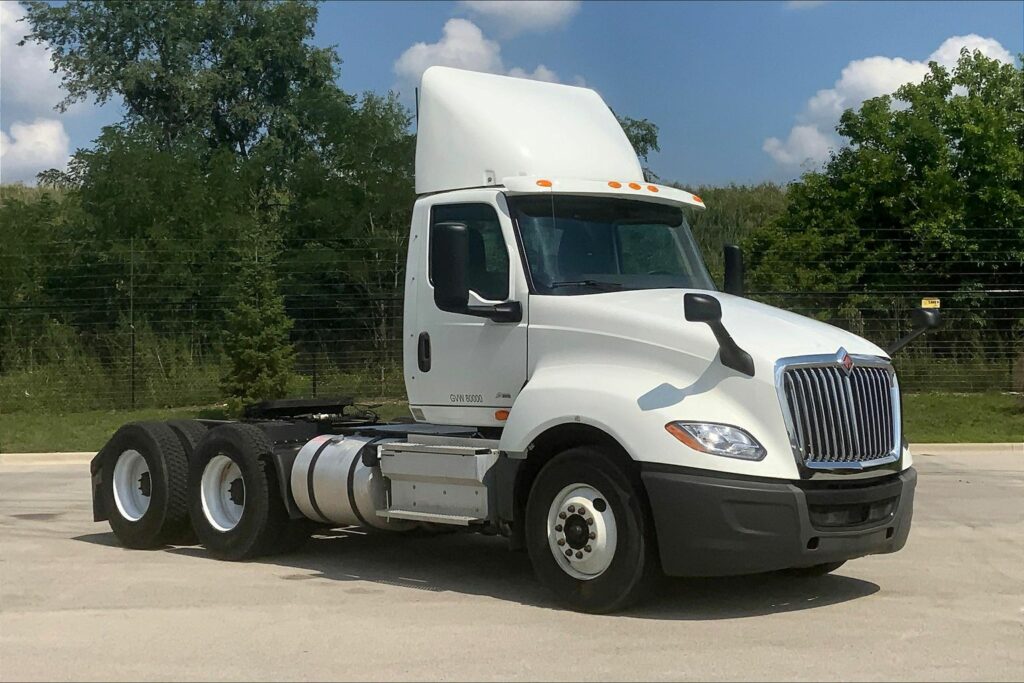 2019 INT LT625 6×4 Day Cab