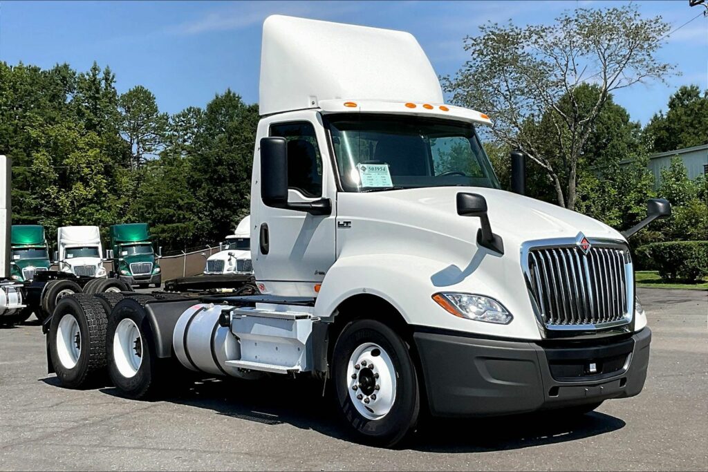 2019 INT LT625 6×4 Day Cab