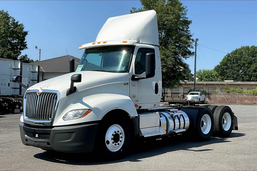2019 INT LT625 6×4 Day Cab