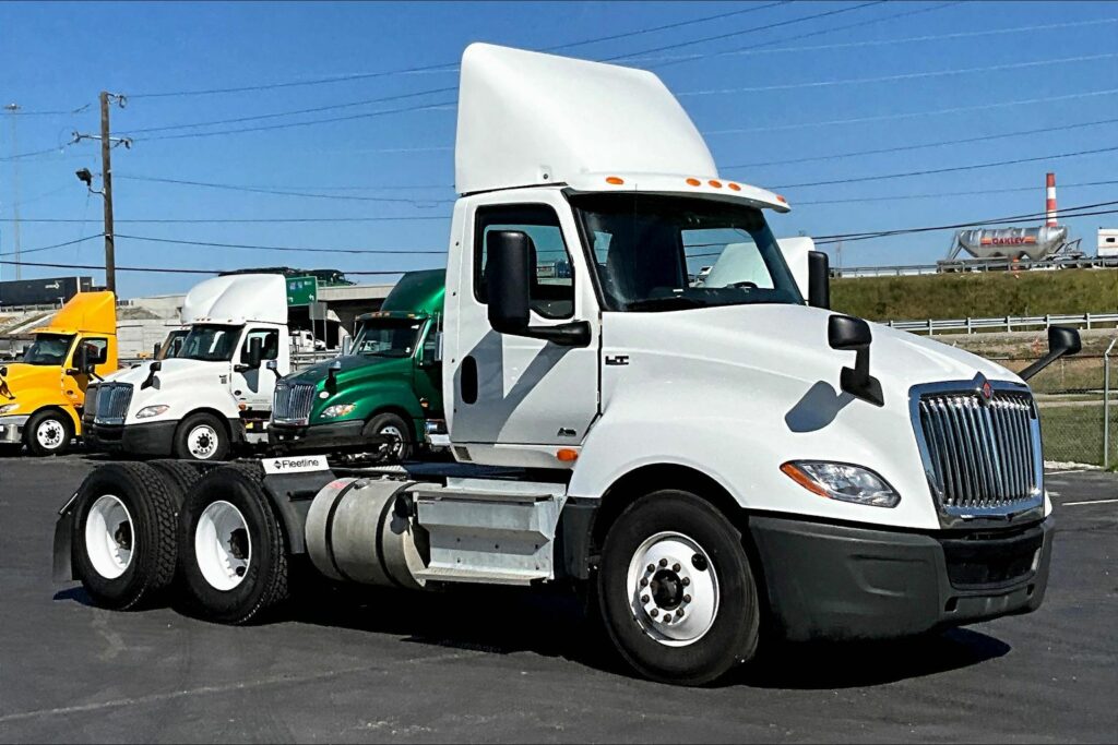 2019 INT LT625 6×4 Day Cab