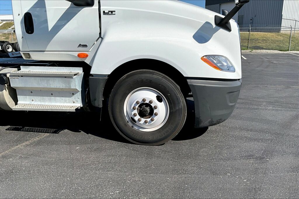 2019 INT LT625 6×4 Day Cab