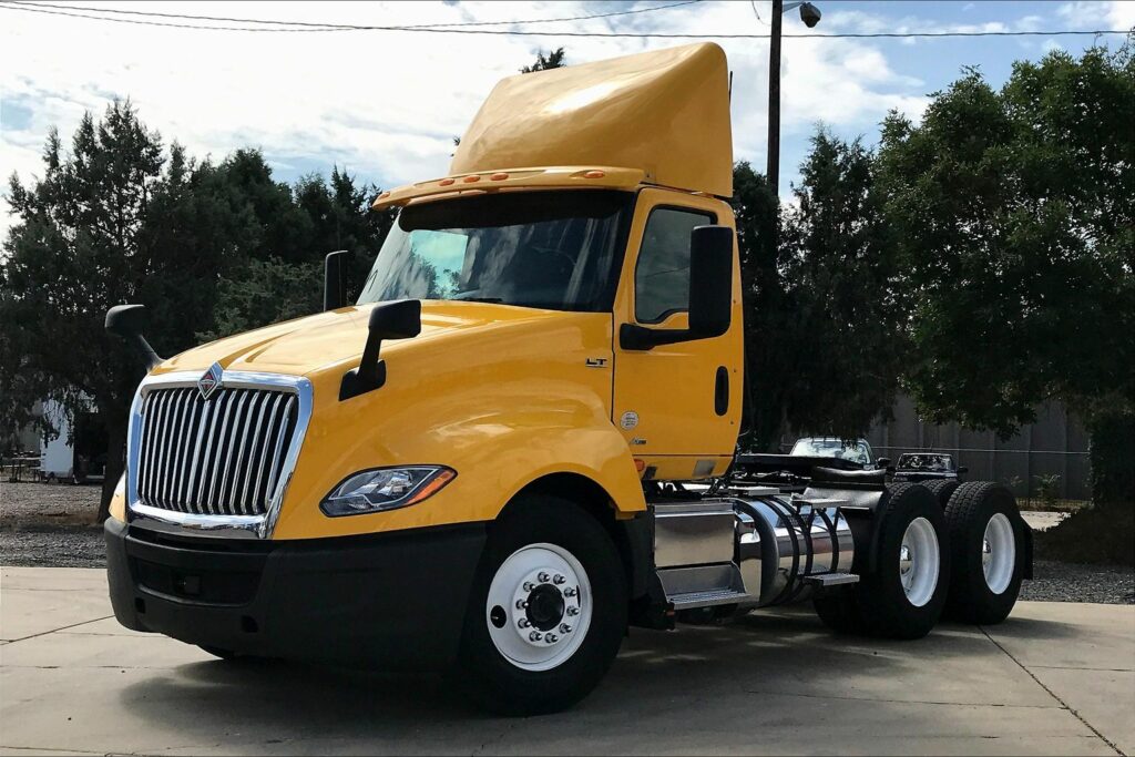 2019 INT LT625 6×4 Day Cab