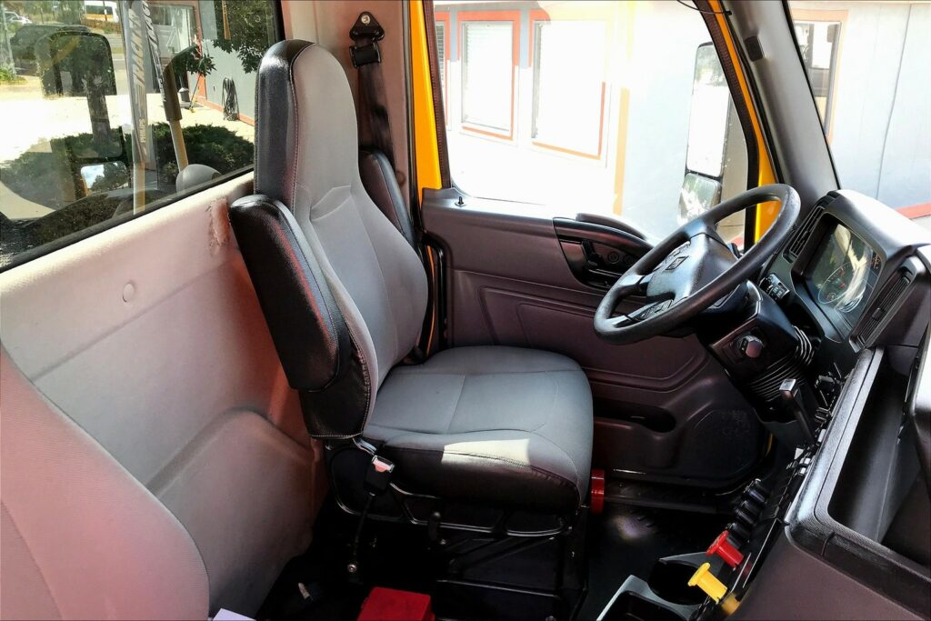 2019 INT LT625 6×4 Day Cab