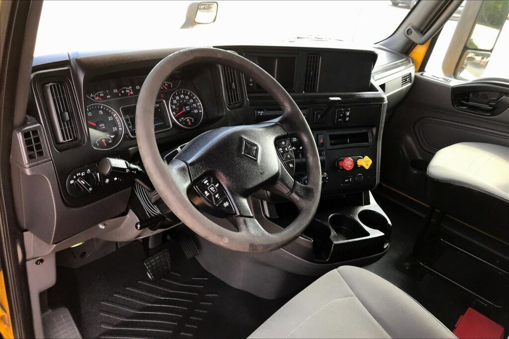 2019 INT LT625 6×4 Day Cab