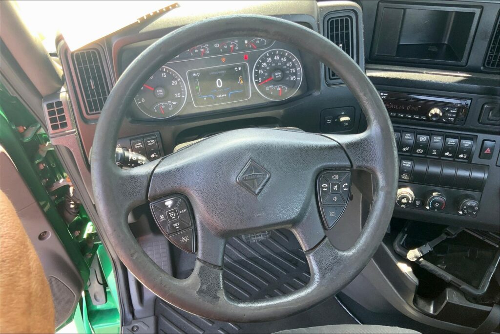 2020 INT LT625 6×4 Day Cab