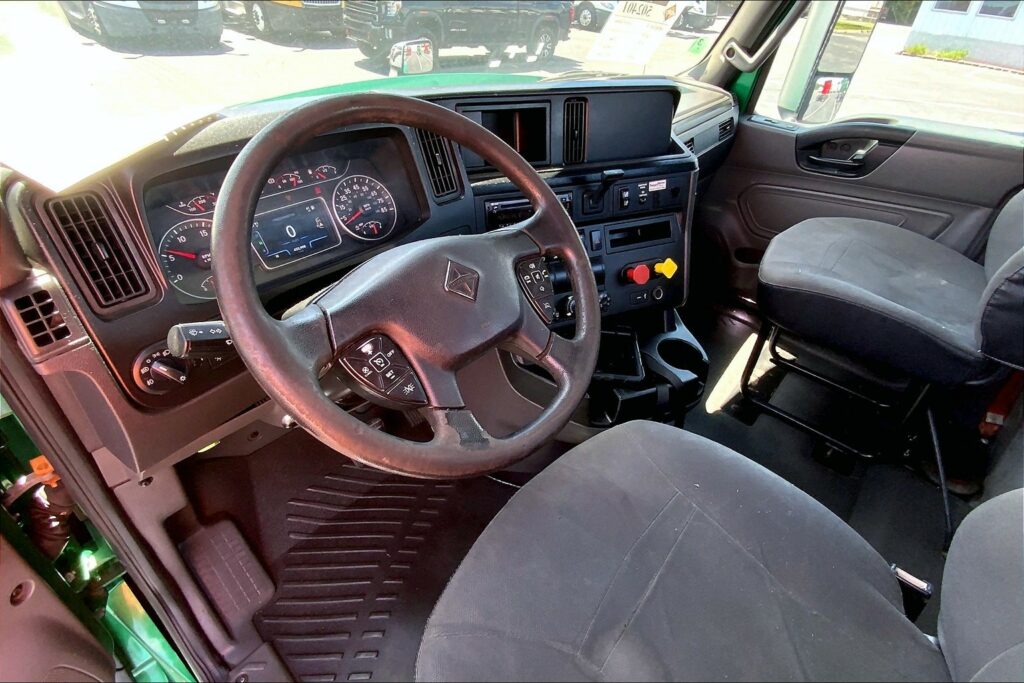 2020 INT LT625 6×4 Day Cab