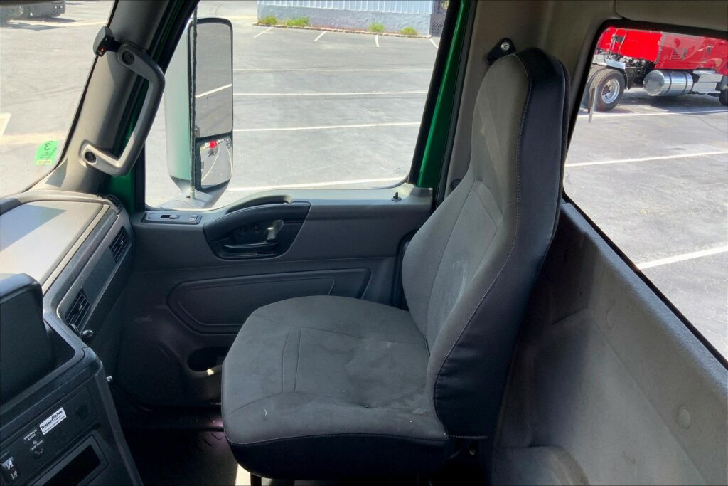 2020 INT LT625 6×4 Day Cab