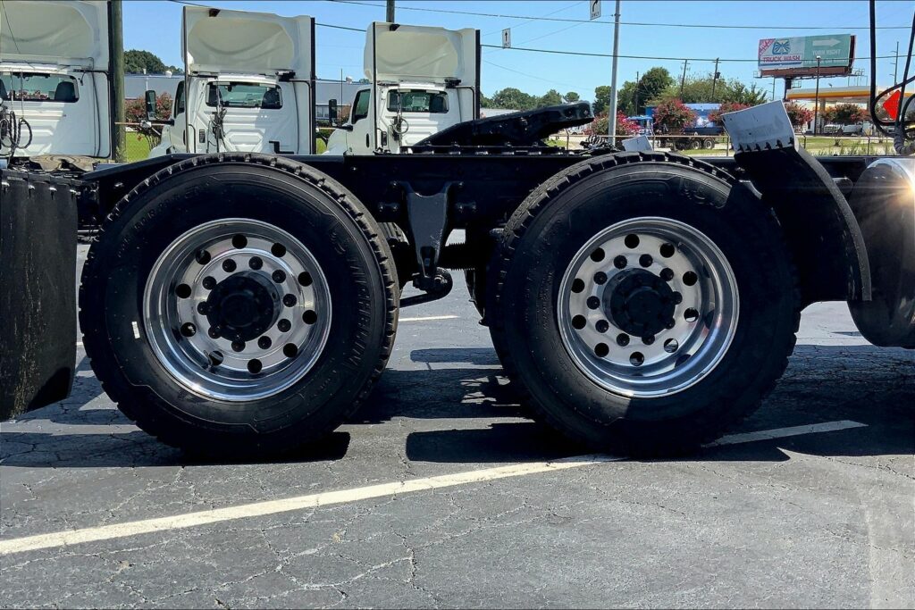 2020 INT LT625 6×4 Day Cab