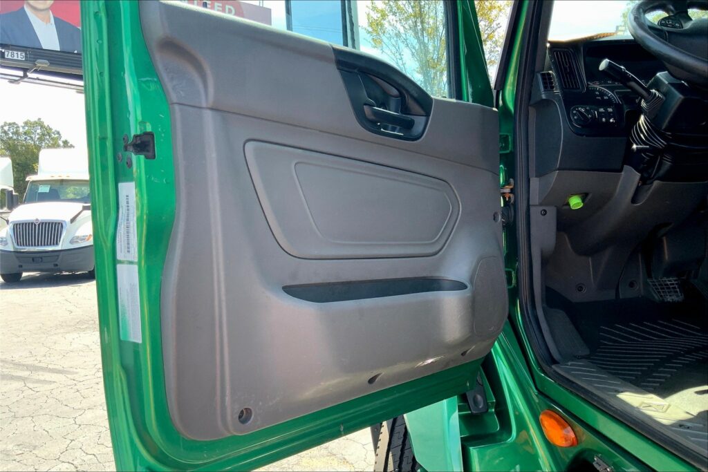 2020 INT LT625 6×4 Day Cab