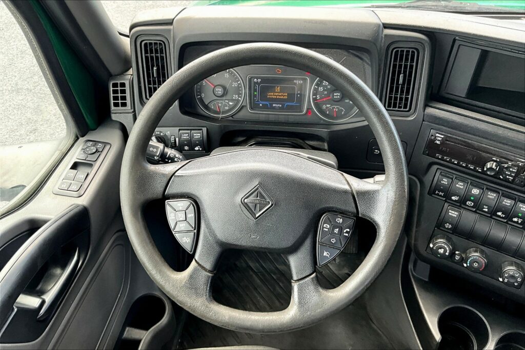 2020 INT LT625 6×4 Day Cab