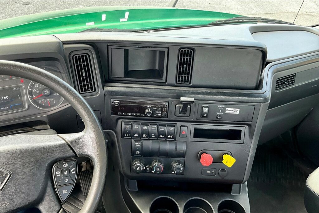 2020 INT LT625 6×4 Day Cab