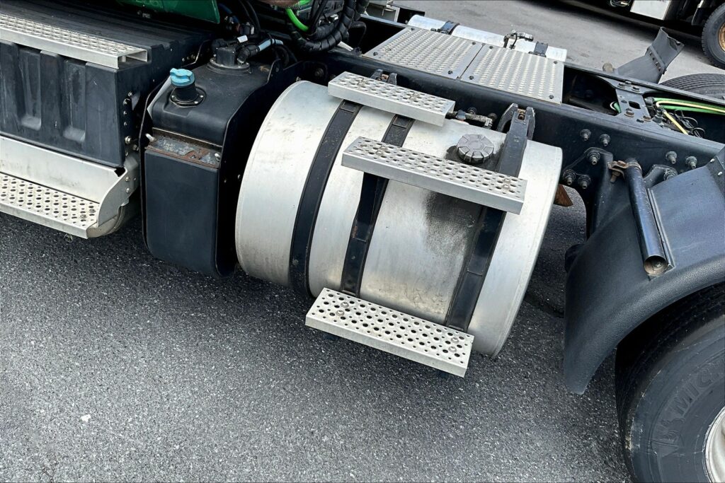 2020 INT LT625 6×4 Day Cab