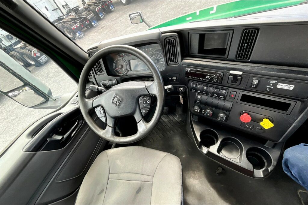 2020 INT LT625 6×4 Day Cab