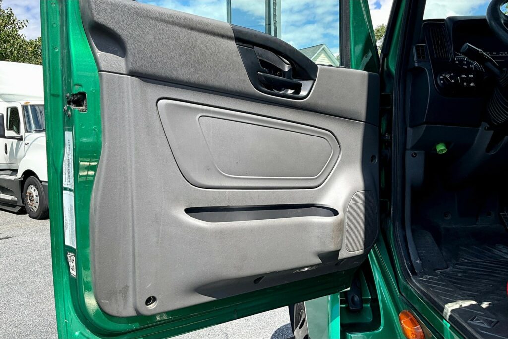 2020 INT LT625 6×4 Day Cab