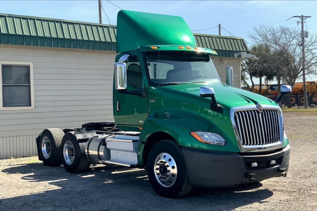 2020 INT LT625 6×4 Day Cab