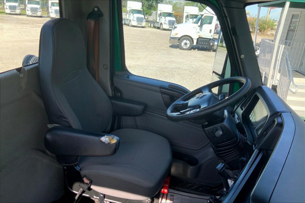 2020 INT LT625 6×4 Day Cab