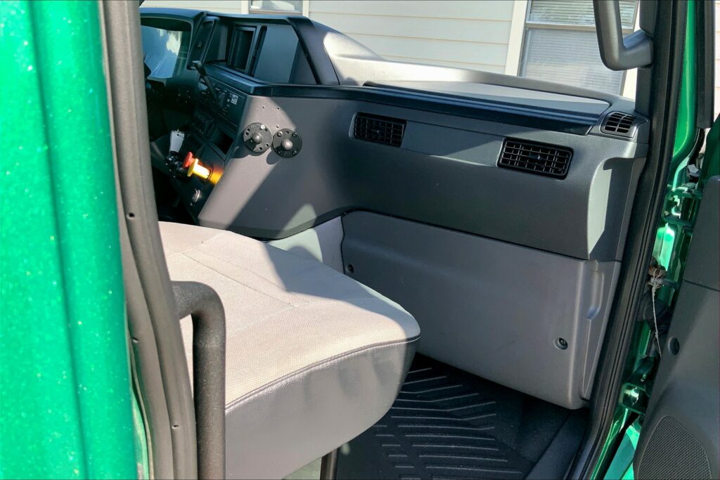 2020 INT LT625 6×4 Day Cab