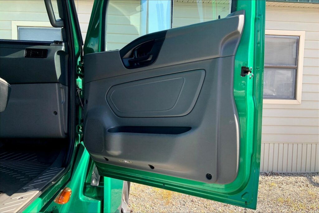 2020 INT LT625 6×4 Day Cab