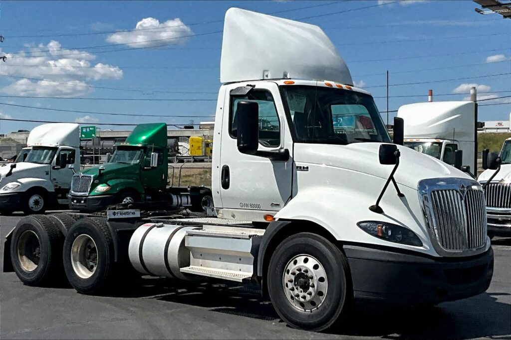 2019 INT RH613 6×4 Day Cab