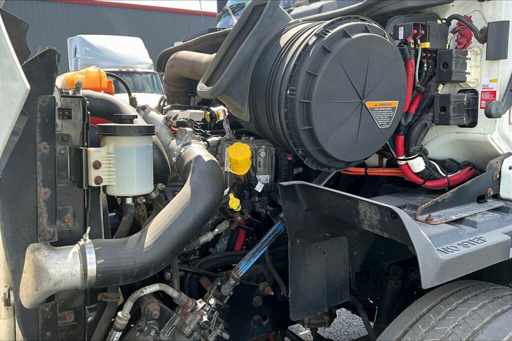 2019 INT RH613 6×4 Day Cab