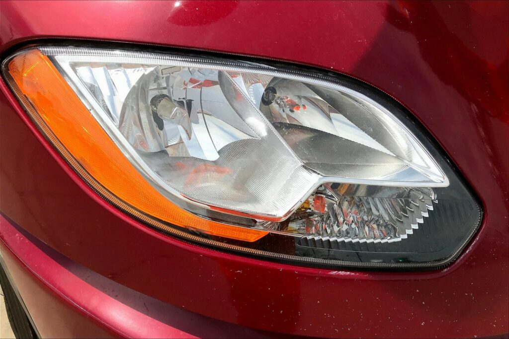 2021 CUM LT625 6×4 Sleeper