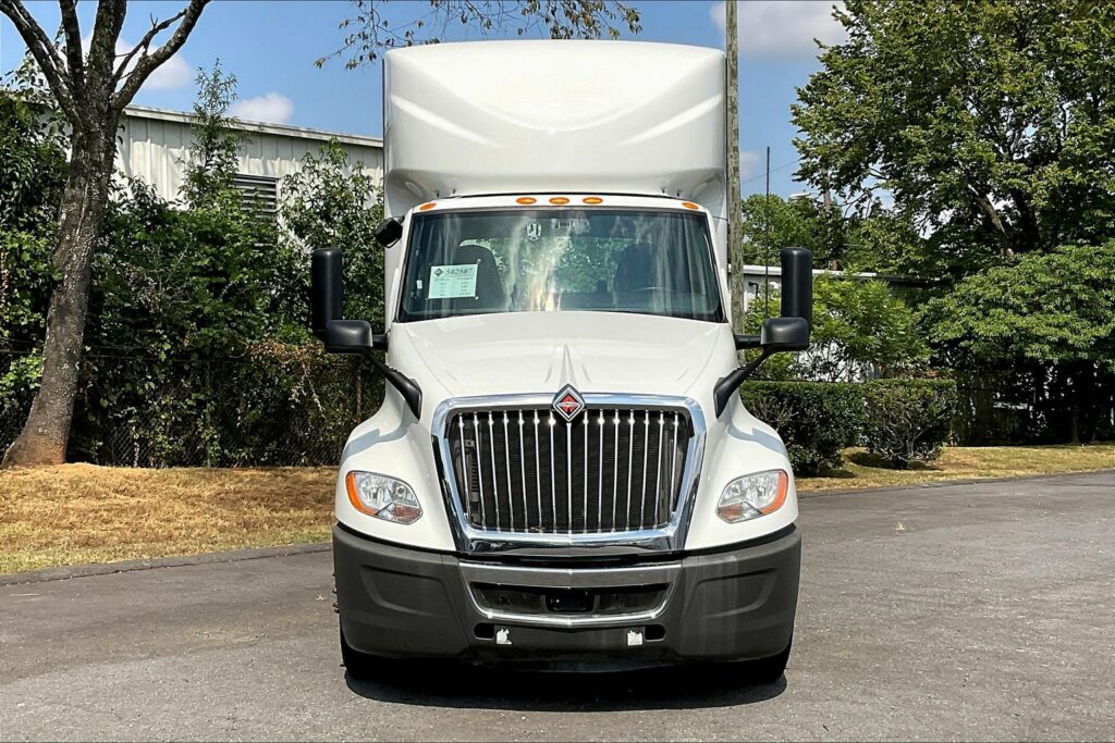 2021 CUM LT625 6×4 Day Cab
