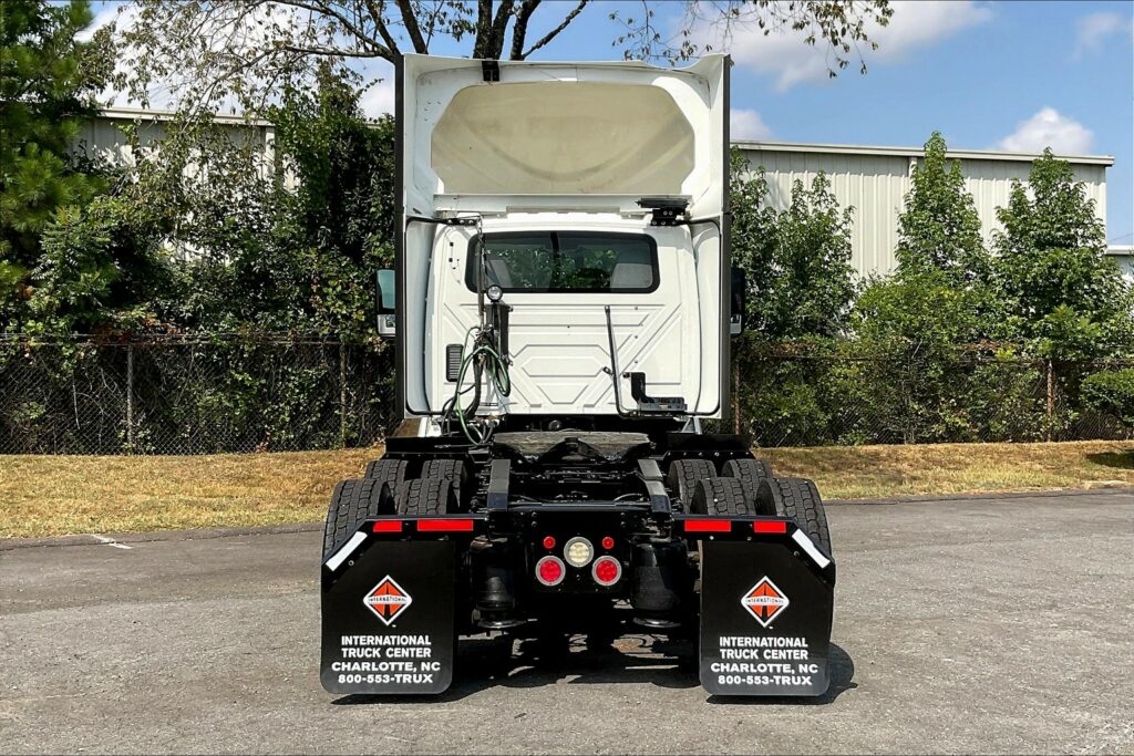 2021 CUM LT625 6×4 Day Cab