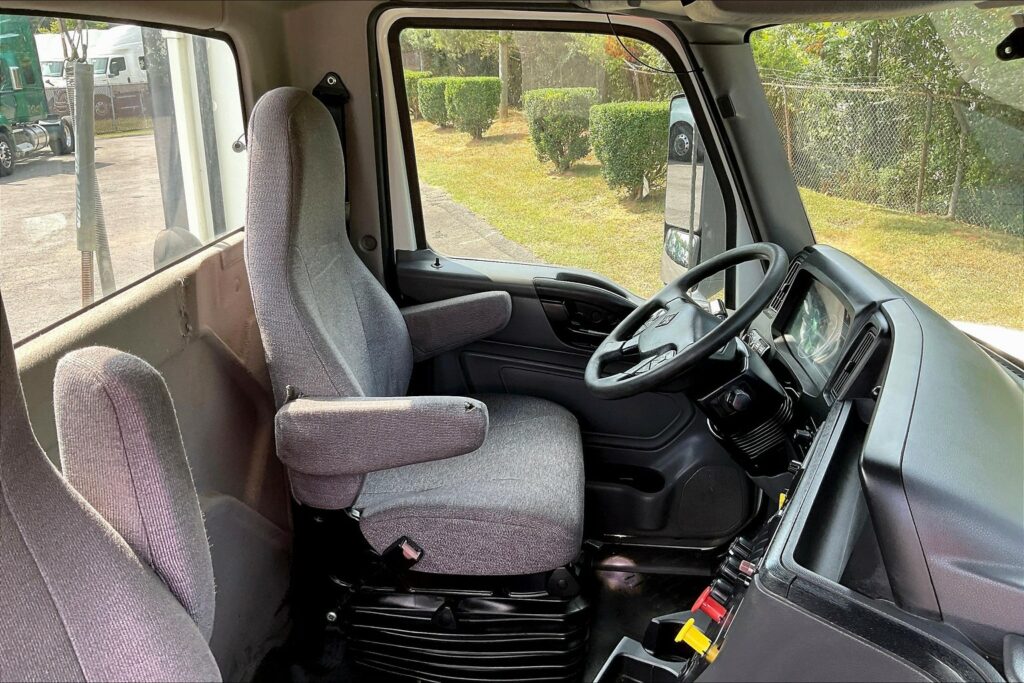 2021 CUM LT625 6×4 Day Cab