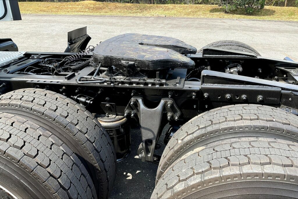 2021 CUM LT625 6×4 Day Cab