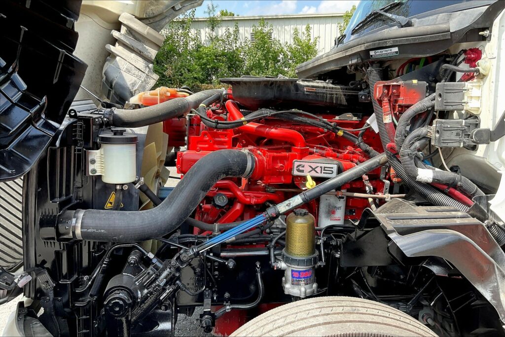 2021 CUM LT625 6×4 Day Cab