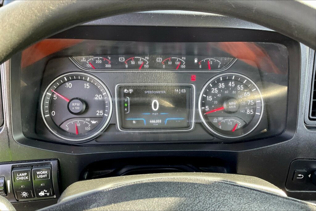 2021 CUM LT625 6×4 Day Cab